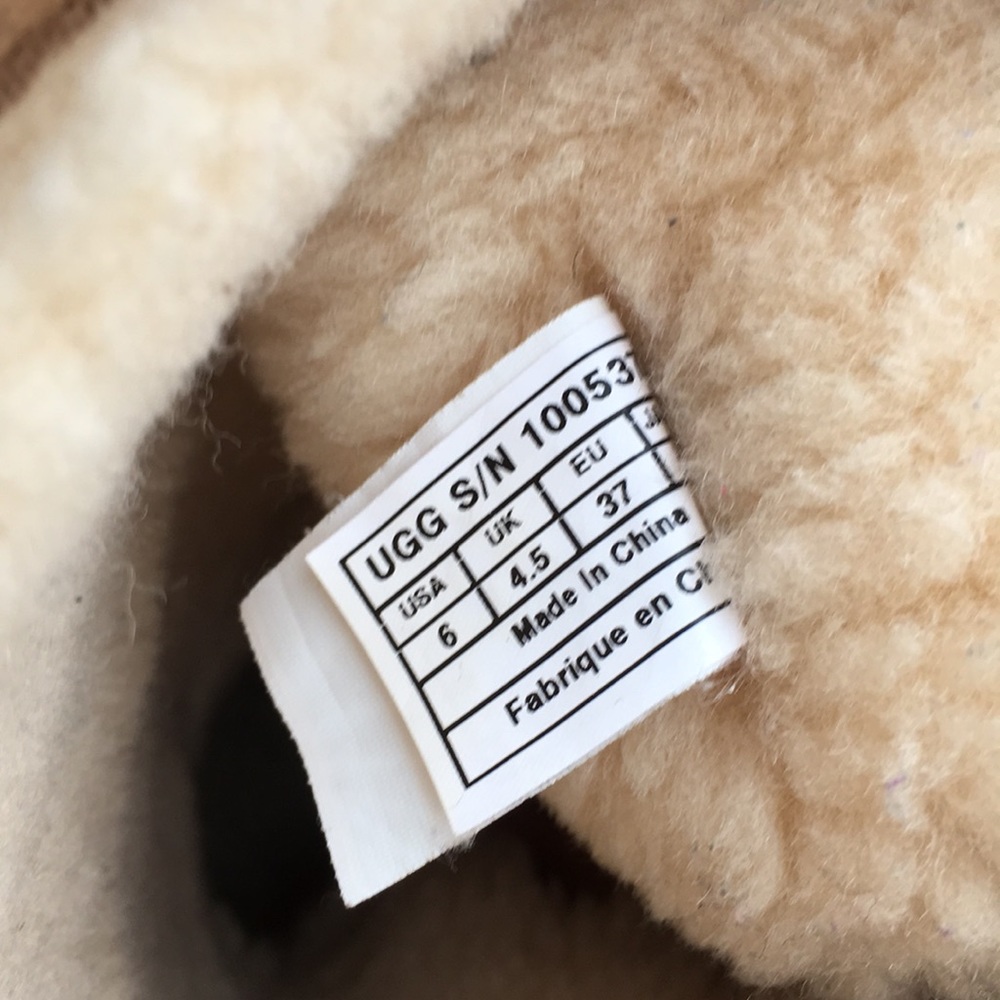 Ugg boots - Picture 3 of 8